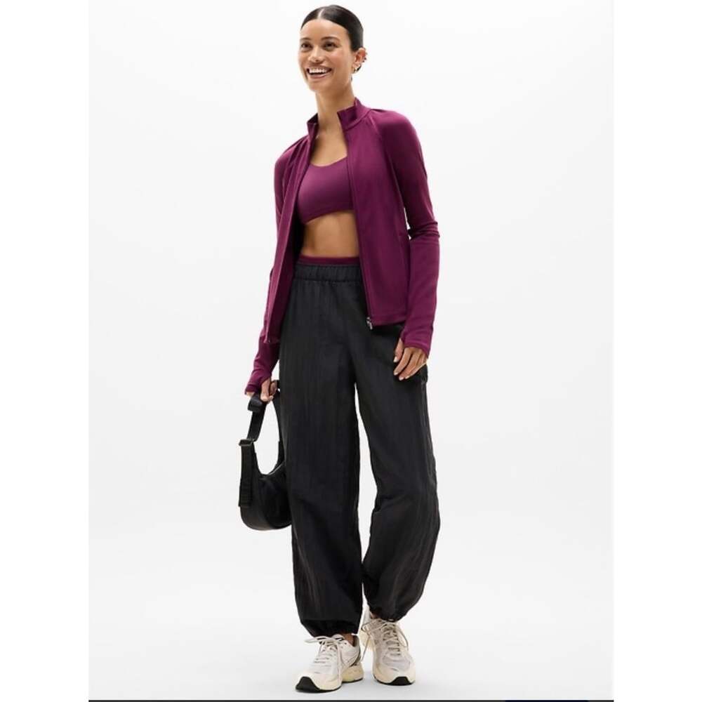 Athleta Salutation Jacket Medium Purple Powervita Full Zip Yoga Thumbholes